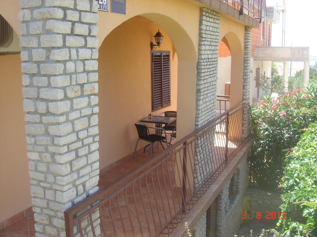 Apartments Renata Primošten Quarto foto